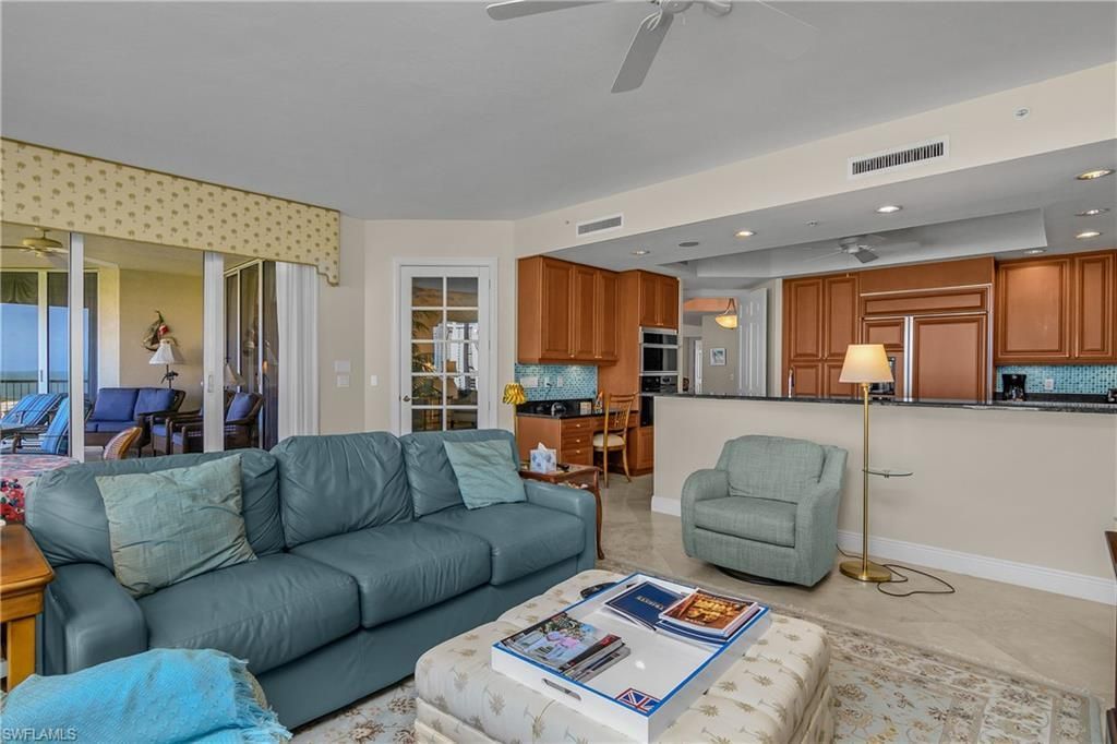 8787 Bay Colony Dr, Unit 906, Naples, FL 34108 Photo