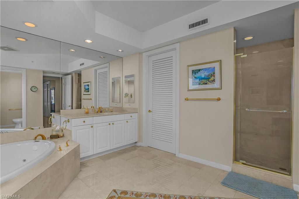 8787 Bay Colony Dr, Unit 906, Naples, FL 34108 Photo