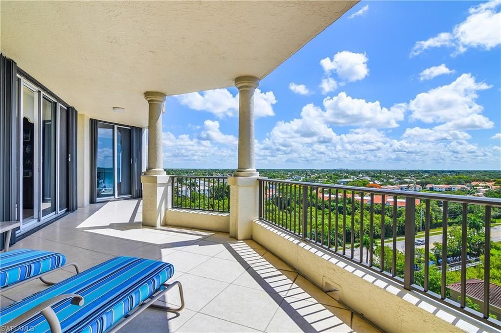 8787 Bay Colony Dr, Unit 906, Naples, FL 34108 Photo