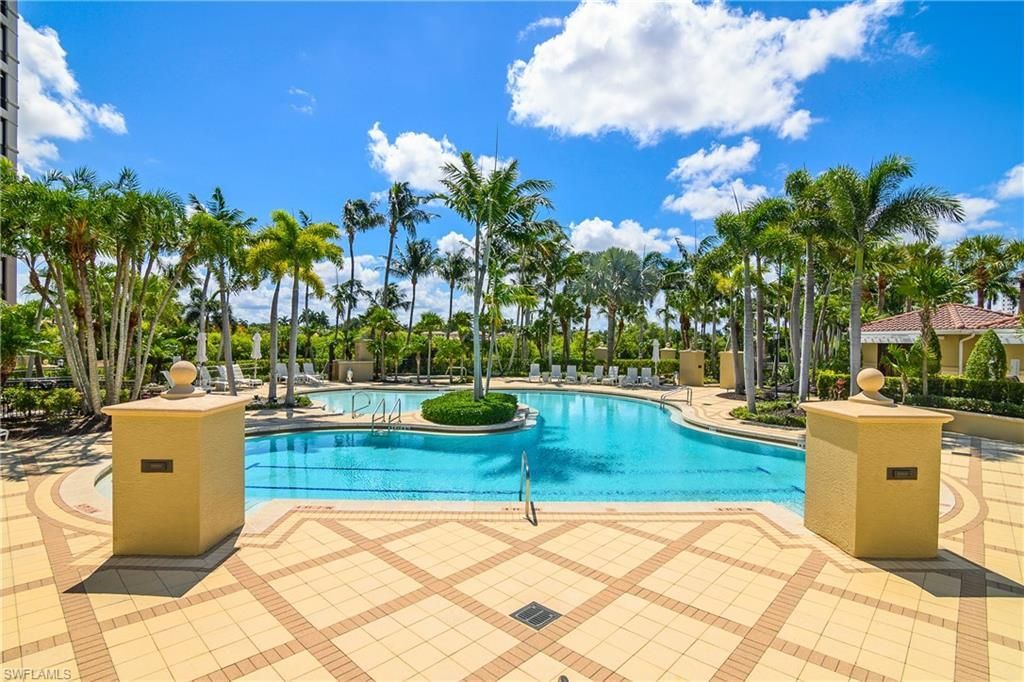 8787 Bay Colony Dr, Unit 906, Naples, FL 34108 Photo