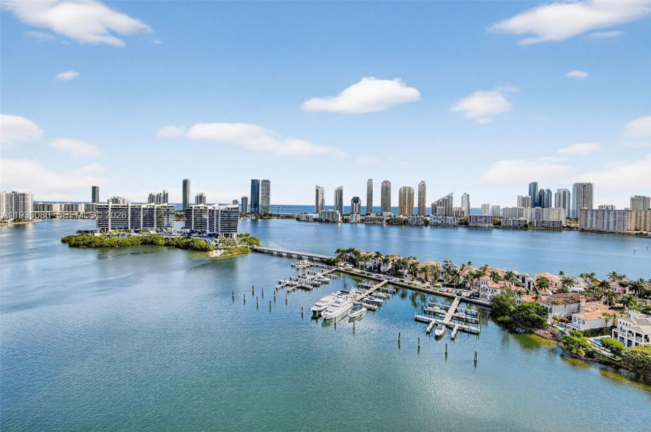 7000 Island Blvd, Unit 2306, Aventura, FL 33160 Photo