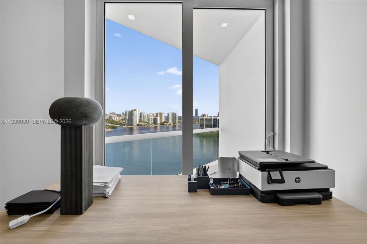 7000 Island Blvd, Unit 2306, Aventura, FL 33160 Photo