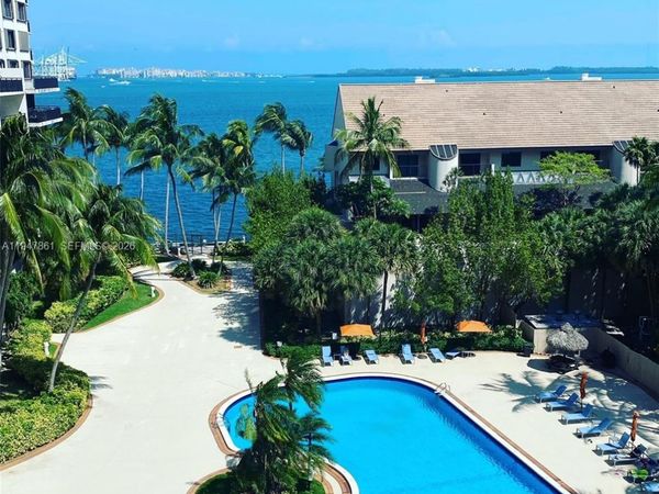 540 Brickell Key Dr, Unit 705, Miami, FL 33131