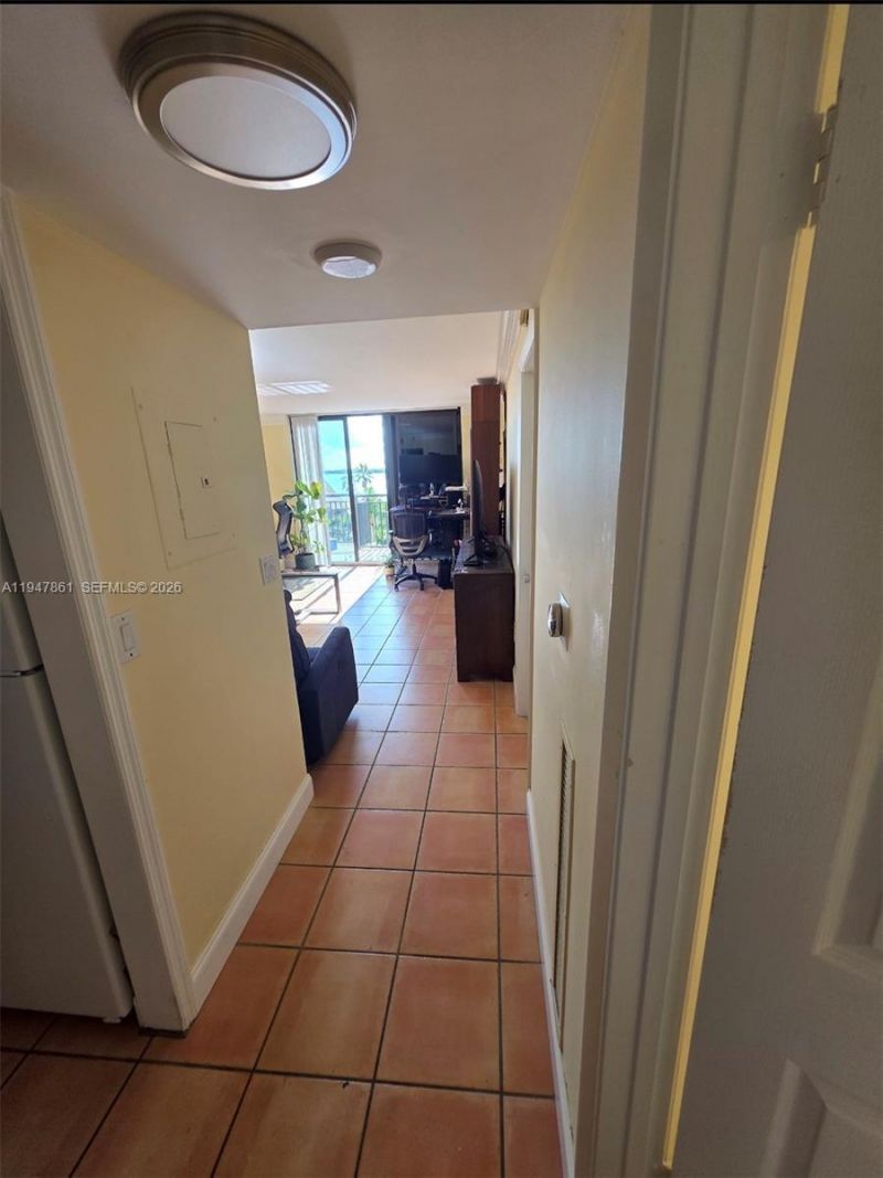 540 Brickell Key Dr, Unit 705, Miami, FL 33131 Photo