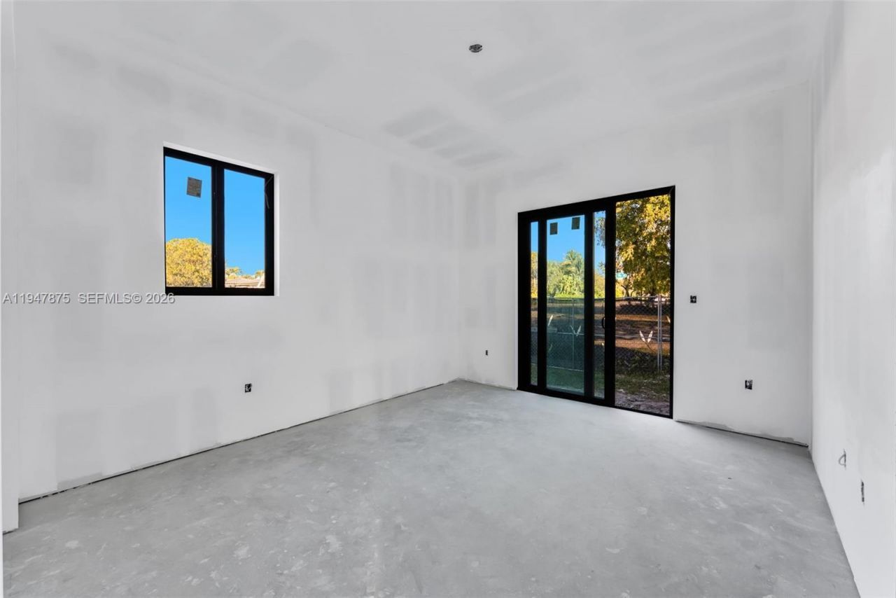 9833 N Miami Ave, Miami Shores, FL 33150 Photo