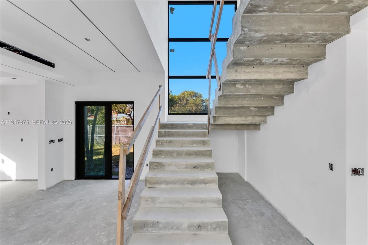 9833 N Miami Ave, Miami Shores, FL 33150 Photo