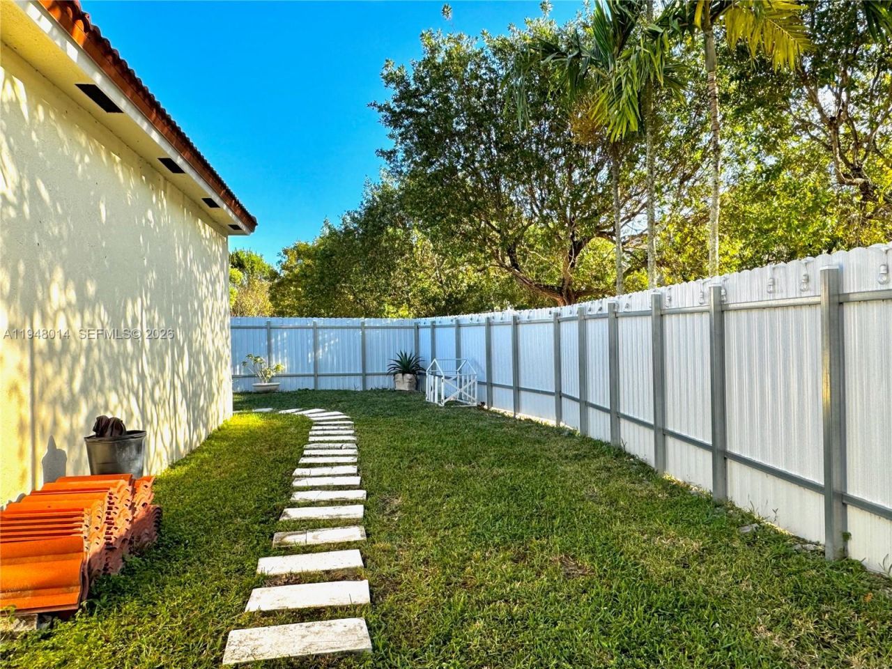 2101 NE 37th Ter, Homestead, FL 33033 Photo
