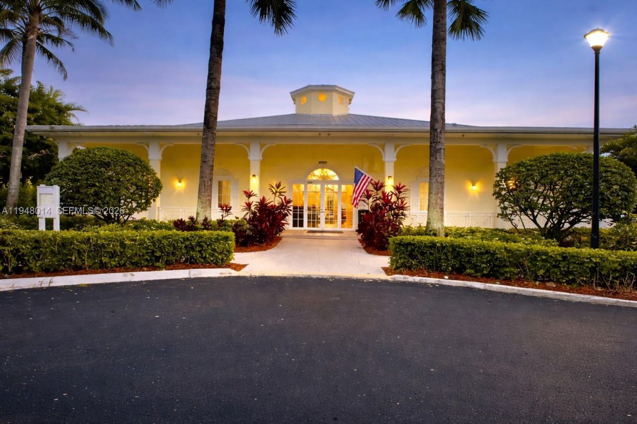 2101 NE 37th Ter, Homestead, FL 33033 Photo