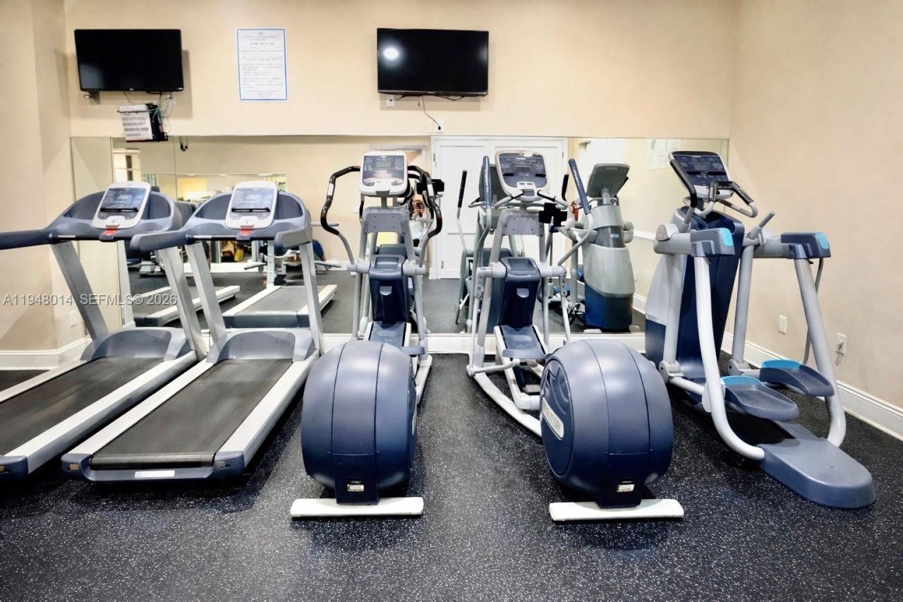 2101 NE 37th Ter, Homestead, FL 33033 Photo