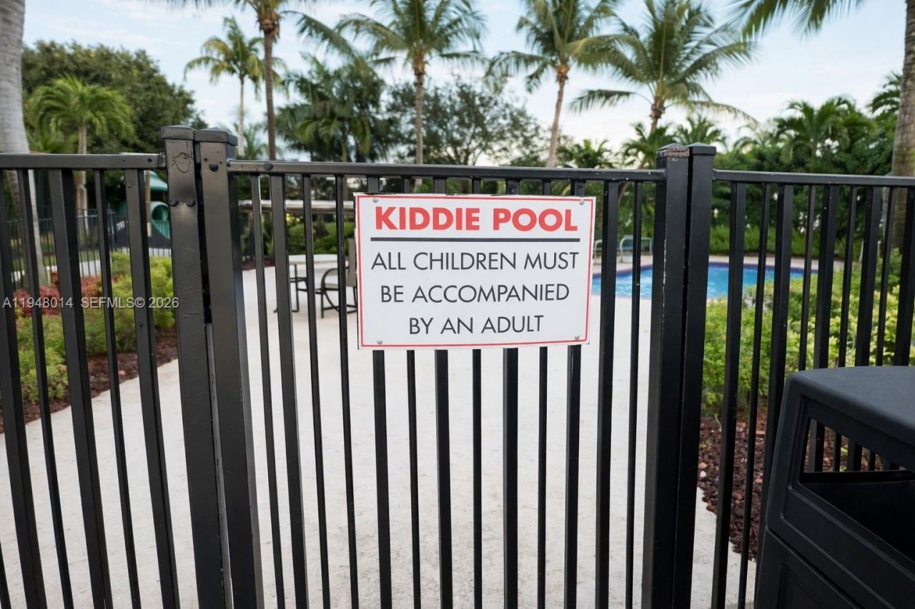 2101 NE 37th Ter, Homestead, FL 33033 Photo