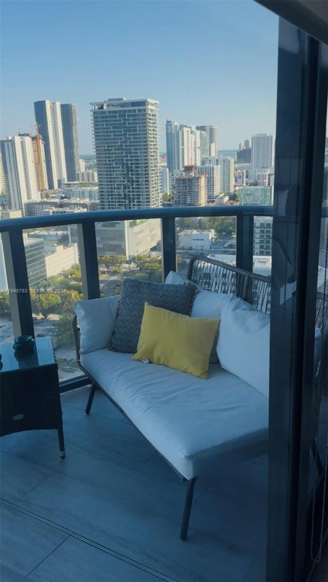 121 NE 34th St, Unit 3005, Miami, FL 33137 Photo