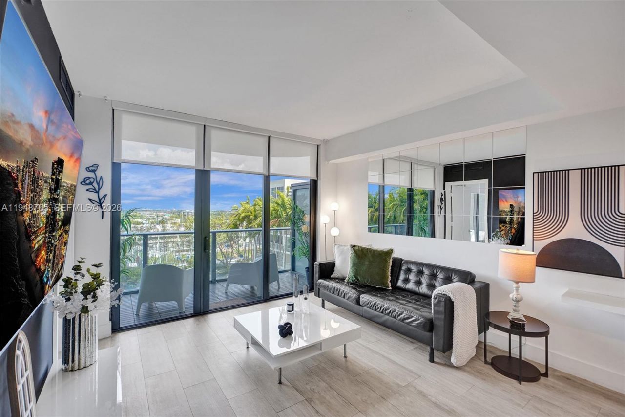121 NE 34th St, Unit 910, Miami, FL 33137 Photo