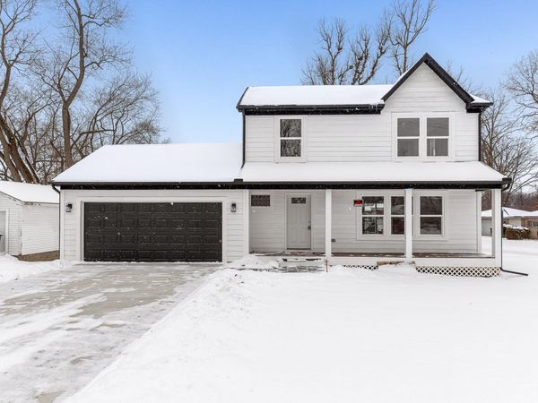 1104 Tecumseh Avenue, Waterford, MI 48327