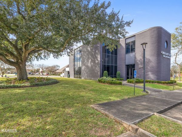 114 Representative , Lafayette, LA 70508