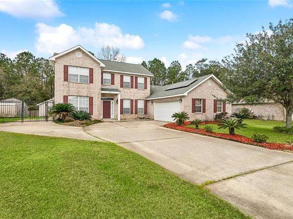1013 ANDREW Court, Slidell, LA 70460