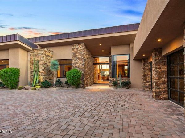 42196 N Chiricahua Pass, Scottsdale, AZ 85262
