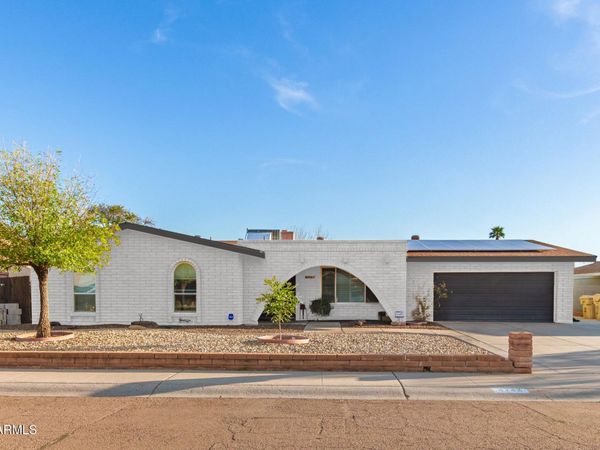 4743 W LAURIE Lane, Glendale, AZ 85302