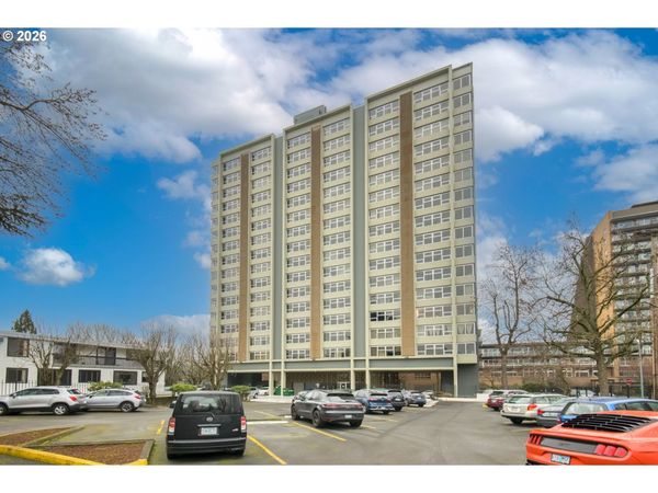 1220 NE 17TH AVE, Unit 2D, Portland, OR 97232