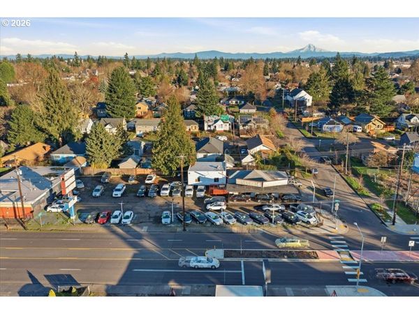 150 SE 82ND AVE, Portland, OR 97216