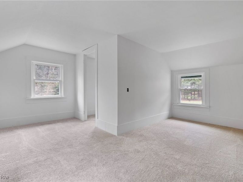 5754 Cedar Valley Road, Burbank, OH 44214 Photo 20