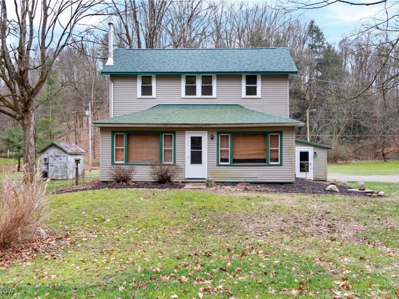 5754 Cedar Valley Road, Burbank, OH 44214 Photo 4