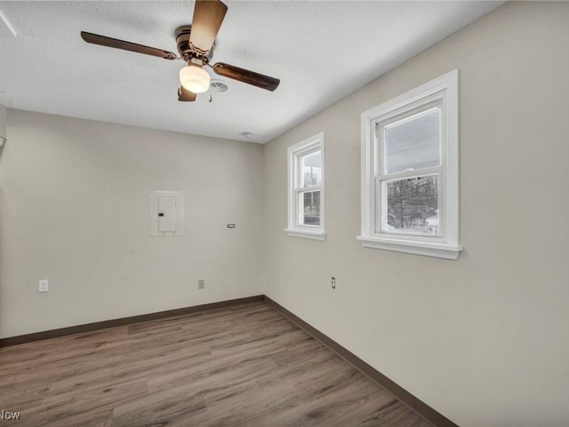 8564 Cedar Road, Chesterland, OH 44026 Photo 13