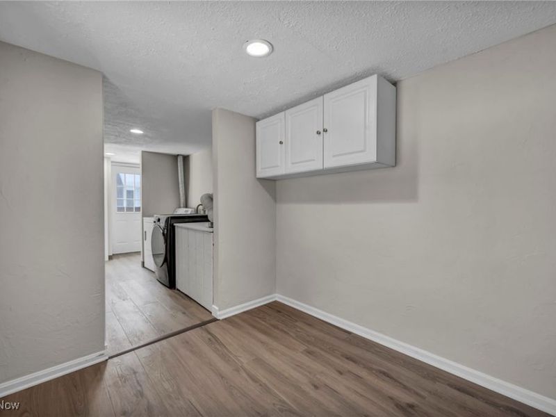 8564 Cedar Road, Chesterland, OH 44026 Photo 15