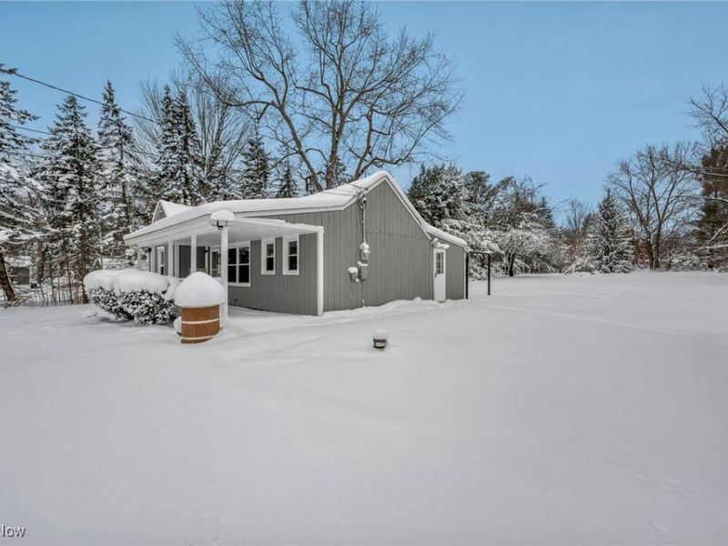 8564 Cedar Road, Chesterland, OH 44026 Photo 26