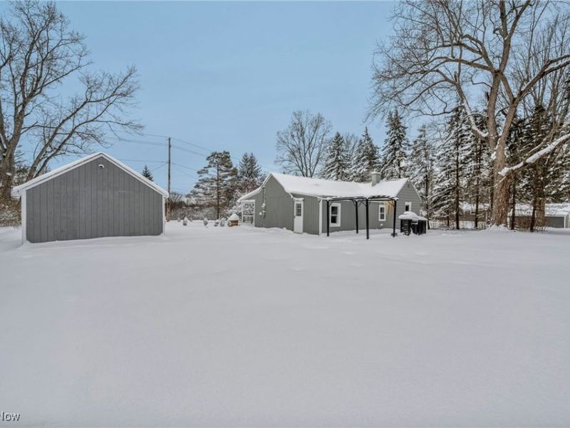 8564 Cedar Road, Chesterland, OH 44026 Photo 35