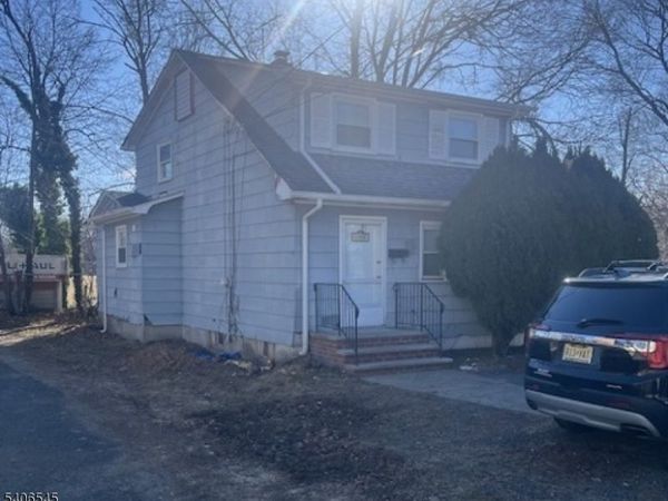 1762 E 2nd Street, Scotch Plains, NJ 07076