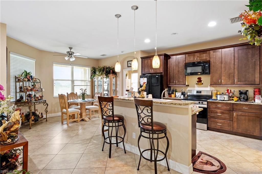 1629 SW 2nd Ter, Cape Coral, FL 33991 Photo