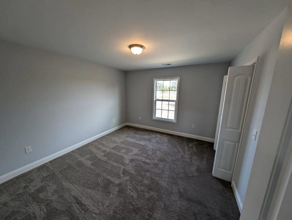 Tbb 113 Duford Rd. Photo 6