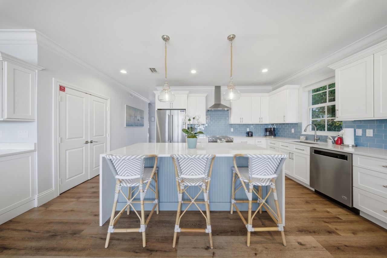 11890 1st Ave Gulf, Unit 2, Marathon, FL 33050 Photo