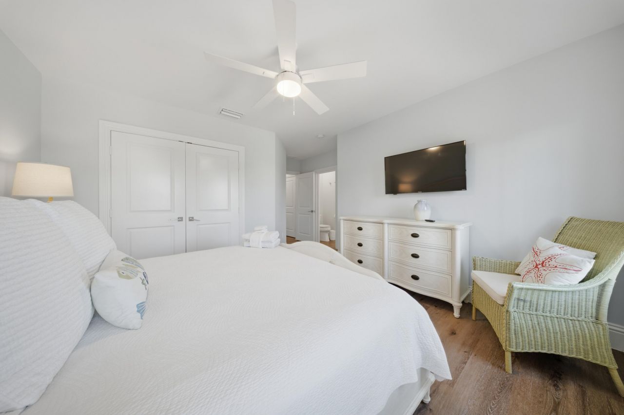 11890 1st Ave Gulf, Unit 2, Marathon, FL 33050 Photo