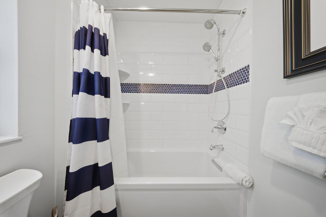 11890 1st Ave Gulf, Unit 2, Marathon, FL 33050 Photo