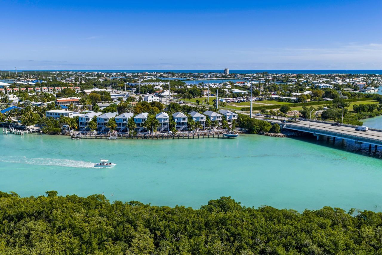 11890 1st Ave Gulf, Unit 2, Marathon, FL 33050 Photo