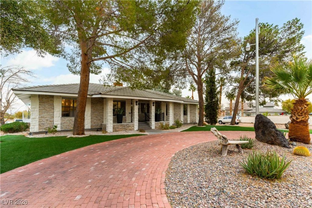 2000 S Monte Cristo Way, Las Vegas, NV 89117 Main Photo