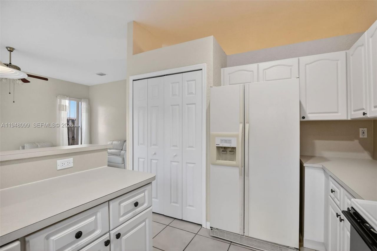 14125 S Cypress Cove Cir, Davie, FL 33325 Photo