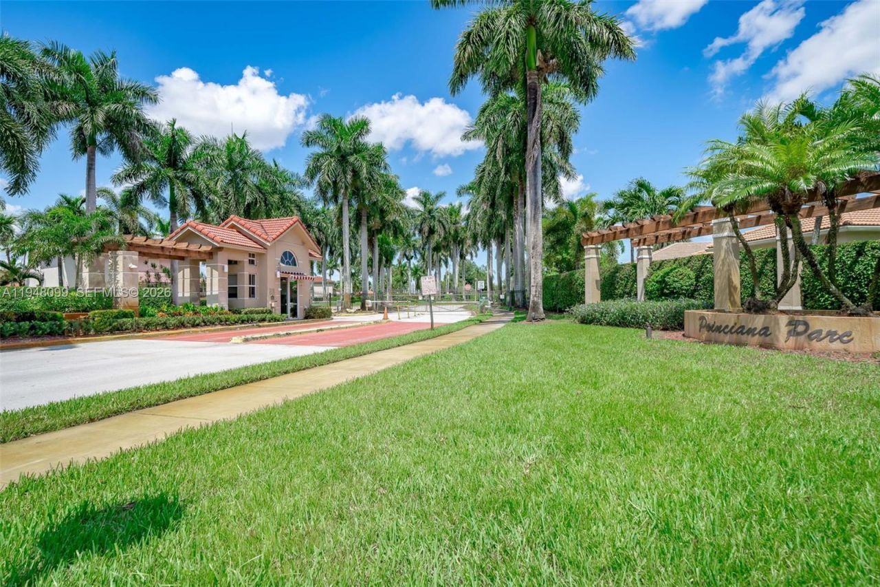 14125 S Cypress Cove Cir, Davie, FL 33325 Photo