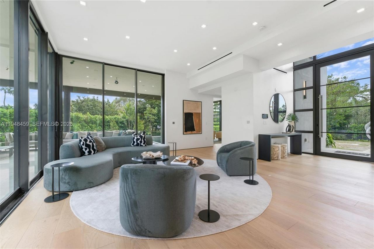 5845 SW 130th Ter , Pinecrest, FL 33156 Photo