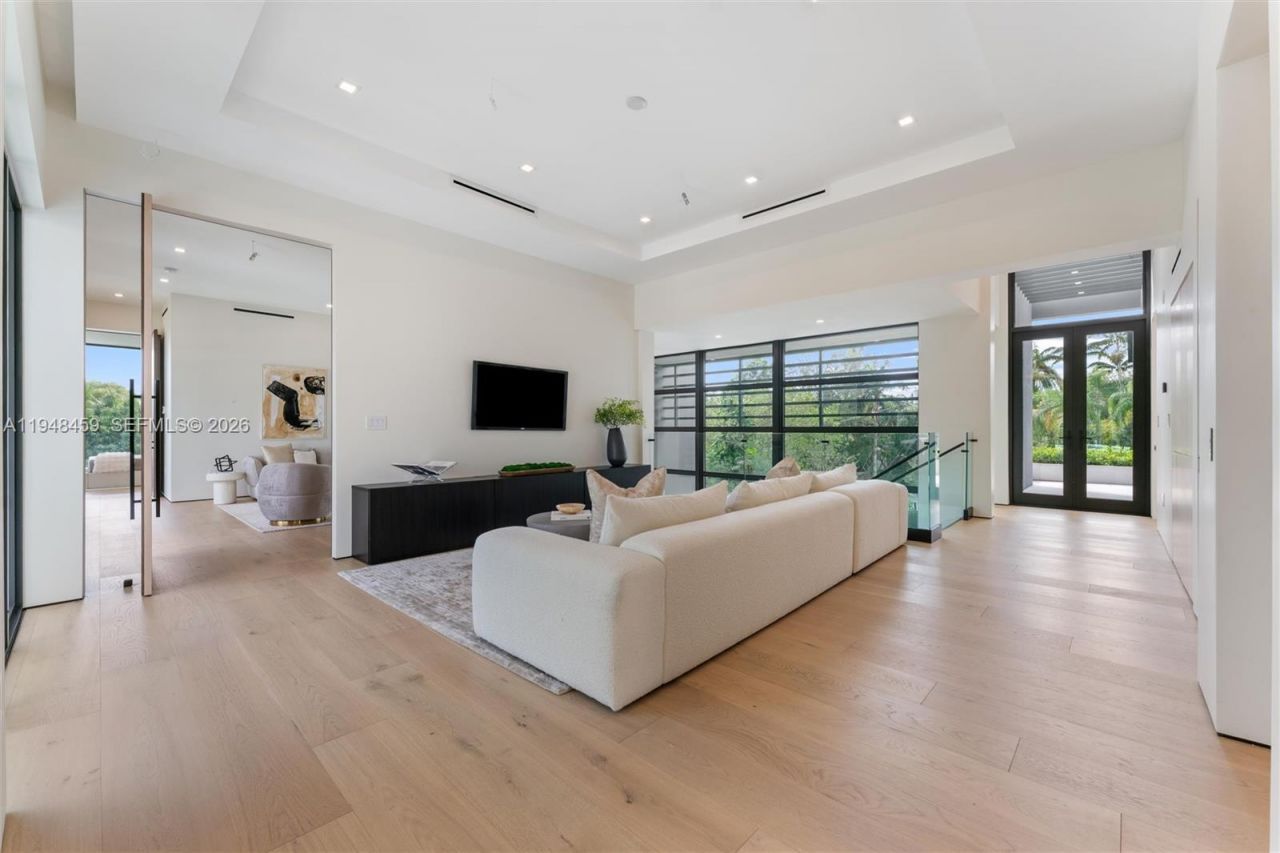 5845 SW 130th Ter , Pinecrest, FL 33156 Photo