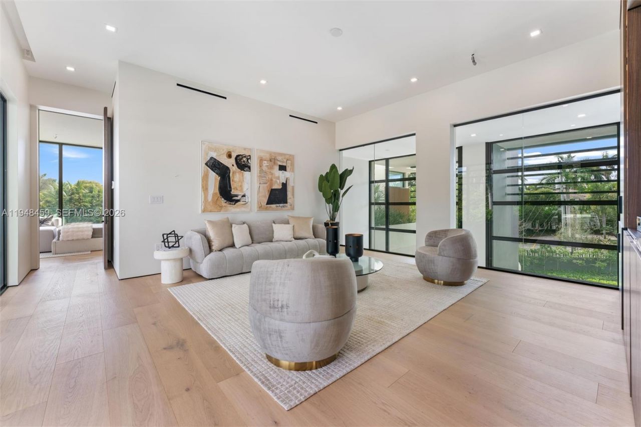 5845 SW 130th Ter , Pinecrest, FL 33156 Photo