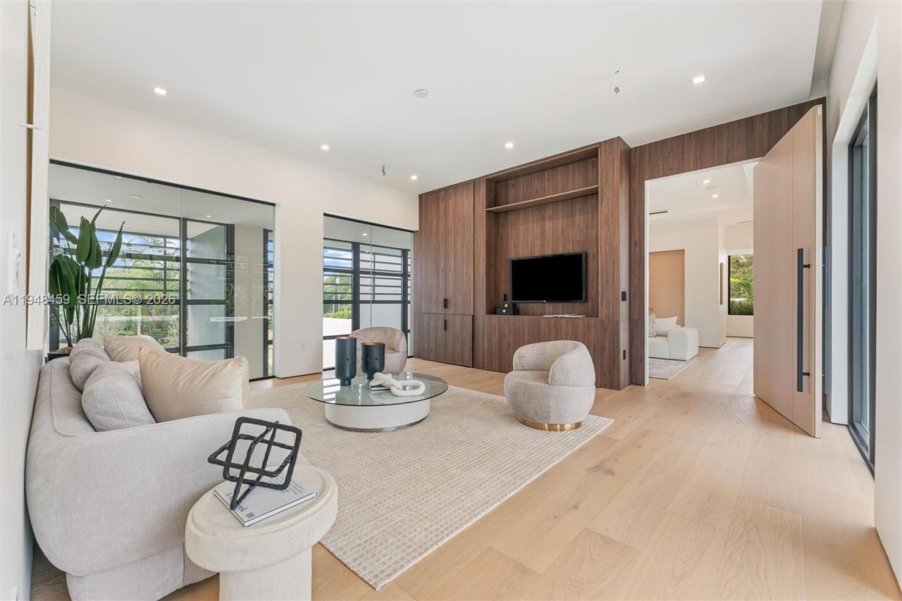 5845 SW 130th Ter , Pinecrest, FL 33156 Photo