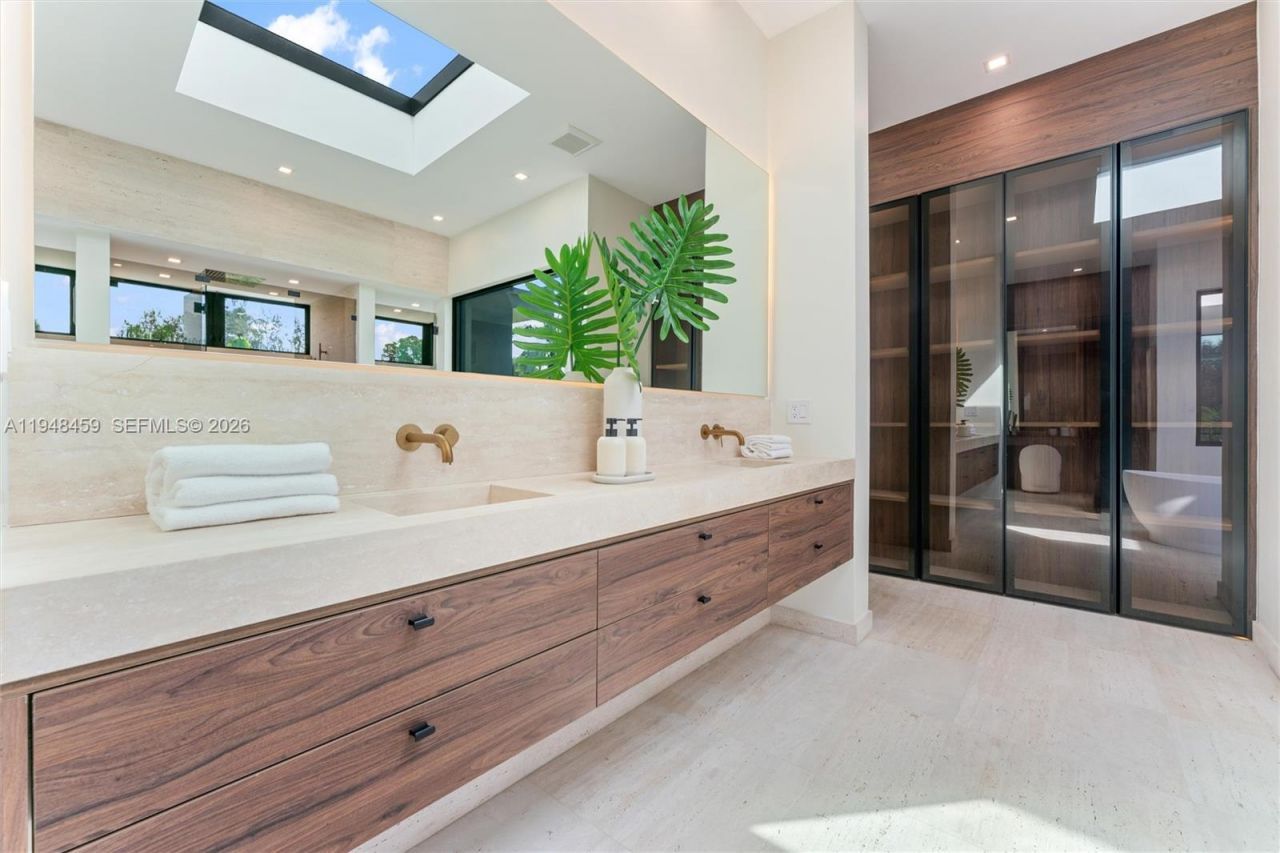 5845 SW 130th Ter , Pinecrest, FL 33156 Photo