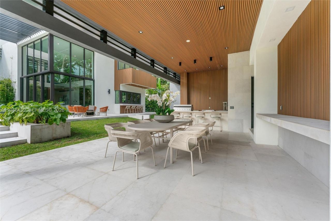 5845 SW 130th Ter , Pinecrest, FL 33156 Photo