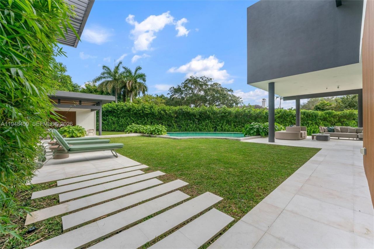 5845 SW 130th Ter , Pinecrest, FL 33156 Photo