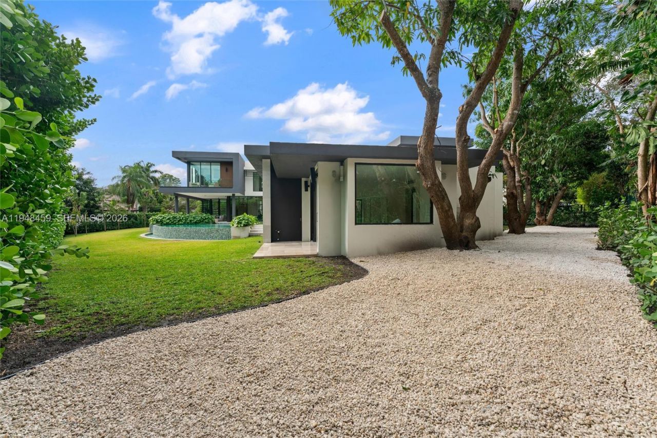 5845 SW 130th Ter , Pinecrest, FL 33156 Photo