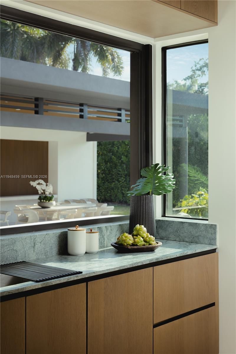 5845 SW 130th Ter , Pinecrest, FL 33156 Photo