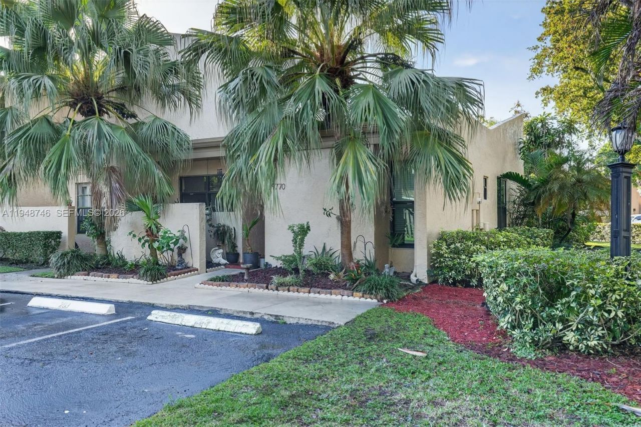 9770 NW 15th St , Unit 293, Pembroke Pines, FL 33024 Photo