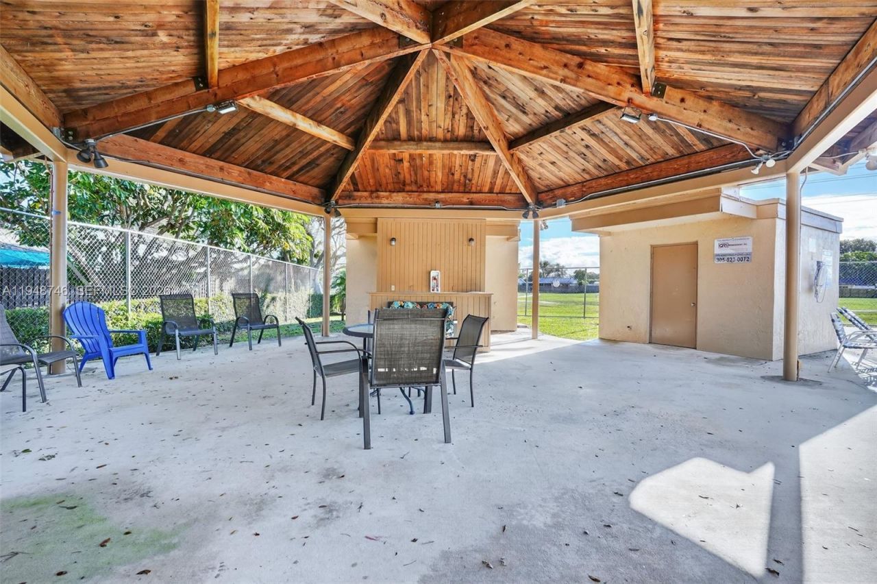 9770 NW 15th St , Unit 293, Pembroke Pines, FL 33024 Photo